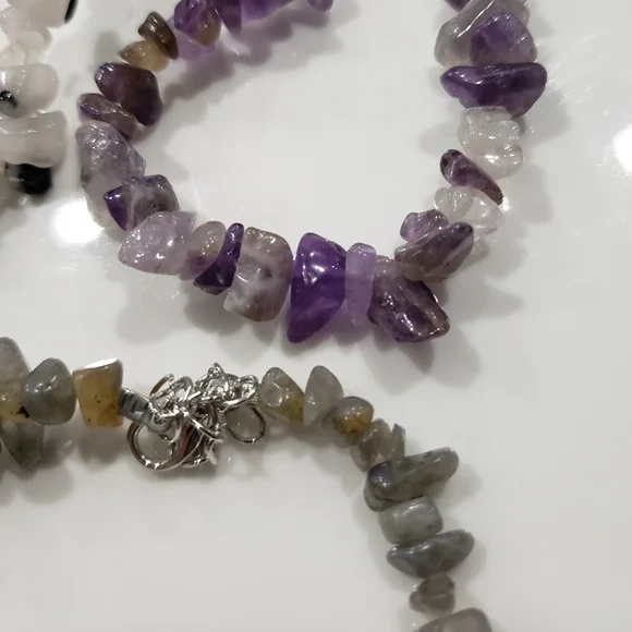 NWOT set of 4 natural stone beaded bracelets - Picture 4 of 6